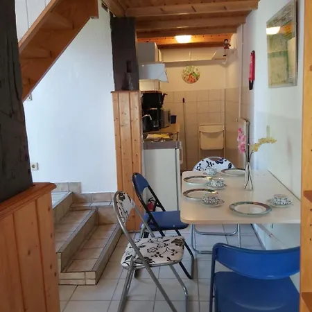 In Mit Garten- Grill Und Terrasse By Interhome * Jameln