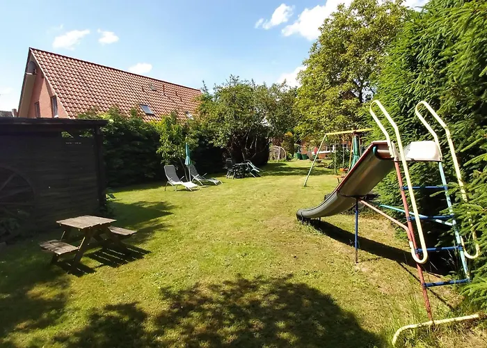 In Mit Garten- Grill Und Terrasse By Interhome * Jameln